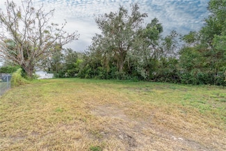 615 Main St, Auburndale, FL 33823