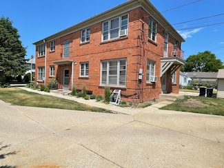 2020 S 82nd St, West Allis, WI 53219