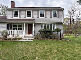 39 Woodpark Cir, Lexington, MA 02421