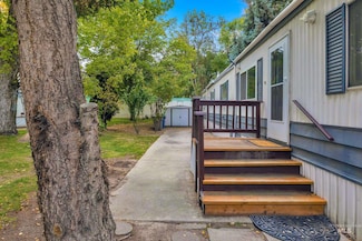 790 N Riviera Dr Unit 19, Boise, ID 83703