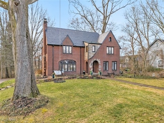 555 E Milton St, Alliance, OH 44601