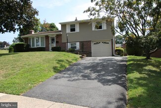 319 S Bobbin Mill Ln, Broomall, PA 19008