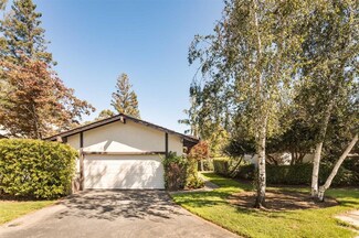 2468 Sharon Oaks Dr, Menlo Park, CA 94025
