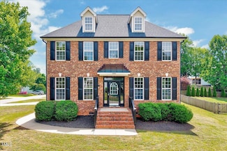 1009 Sarazen Dr, Clayton, NC 27527