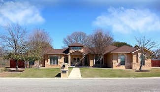 207 Ceniza Ridge Dr, Del Rio, TX 78840