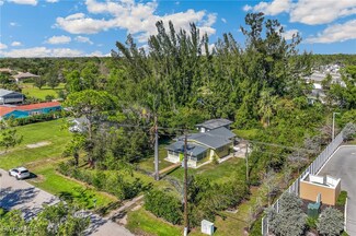 4130 Pine Rd, Fort Myers, FL 33908