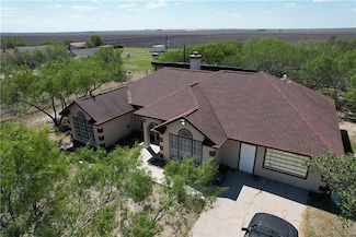 2369 Fm 892, Robstown, TX 78380