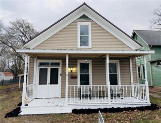 341 N 8th St, Coshocton, OH 43812