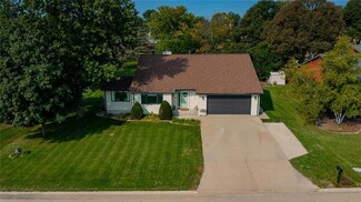 513 S Delaware St, Boone, IA 50036