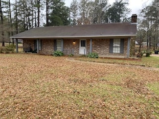 1115 Reynolds St, Springhill, LA 71075