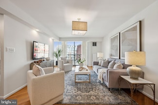 2555 Pennsylvania Ave NW Unit 918, Washington, DC 20037