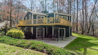 3301 Ellington Rd, Hayesville, NC 28904