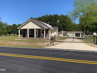121 Storey Rd, Murfreesboro, NC 27855