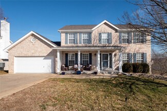 1215 Blue Spruce Ln, Columbia, IL 62236