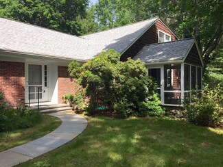 20 Hillside Rd, Lincoln, MA 01773