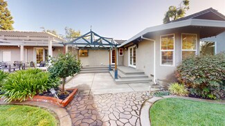 10190 van Parker Ln, Galt, CA 95632