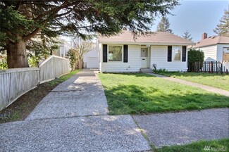 8607 32nd Ave SW, Seattle, WA 98126