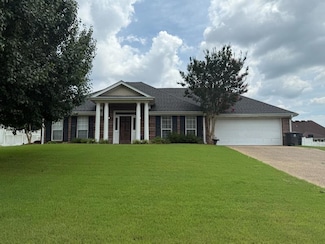 117 Zachary Dr, Saltillo, MS 38866