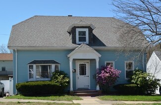 33 Willson St, Salem, MA 01970