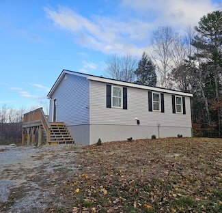 27 Morse Hill Rd, West Paris, ME 04289