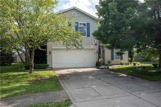 625 Country Gate Dr, Whiteland, IN 46184