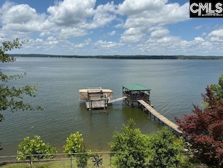 639 Kingfisher Dr, Ridgeway, SC 29130