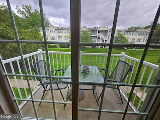 71 Chambord Ct, Trenton, NJ 08619