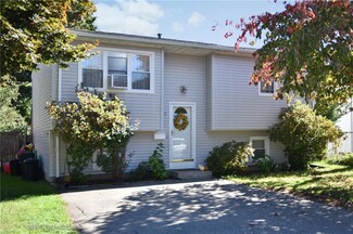 42 Merino St, Johnston, RI 02919