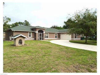 5220 Floridan Ave, Naples, FL 34113