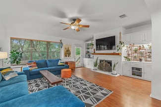 1218 Highland Dr, Cedar Park, TX 78613