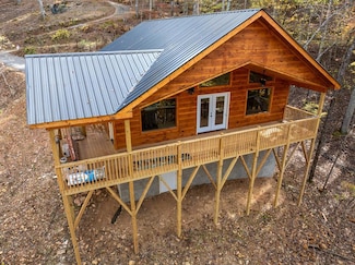 312 Mountain Dr, Murphy, NC 28906