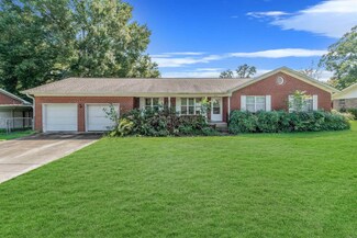 209 Indianhead Dr, Sherwood, AR 72120