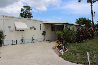 17007 Grande Terre Bay, Boynton Beach, FL 33436