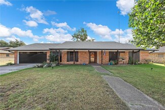 1410 Lorene Ln, Marlin, TX 76661