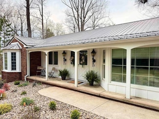 1022 Fairfax St, Fairmont, WV 26554