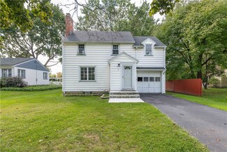 1 Irving Dr, Rochester, NY 14624