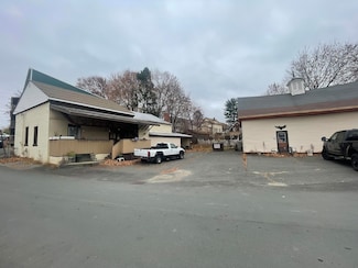 15 Veteran Ct, Waterville, ME 04901