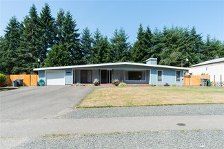 26081 Barrett Rd NE, Kingston, WA 98346