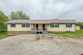 239 Marion County 7043, Flippin, AR 72634