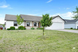 316 Brookvalley Dr, Manhattan, KS 66502