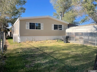 219 Emery St, Kemmerer, WY 83101