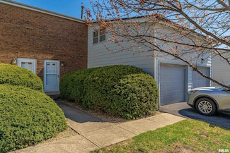 2516 E Washington St Unit F, Bloomington, IL 61704