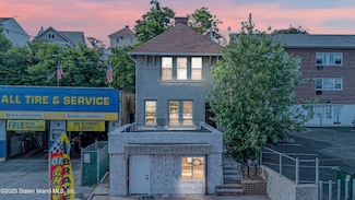 2419 Richmond Rd, Staten Island, NY 10306