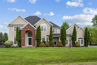 103 Danberry Cir, New Hartford, NY 13413