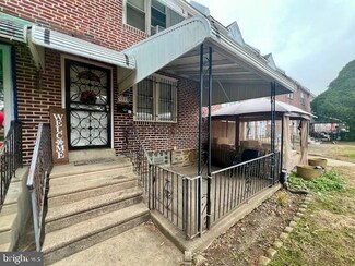 1373 Park Ln, Darby, PA 19023