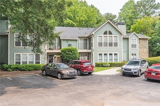 3007 Canyon Point Cir, Roswell, GA 30076