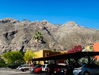 6255 N Camino Pimeria Alta Unit 117, Tucson, AZ 85718