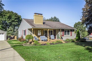 374 Lincoln Ave, Barberton, OH 44203
