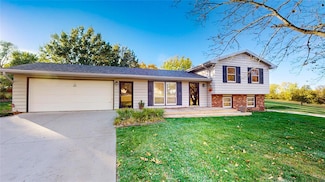 624 N Division St, Stuart, IA 50250