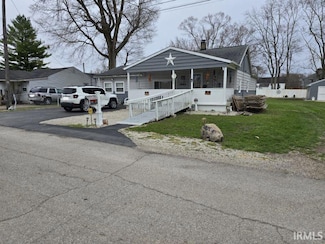 1511 E 20th St, Muncie, IN 47302